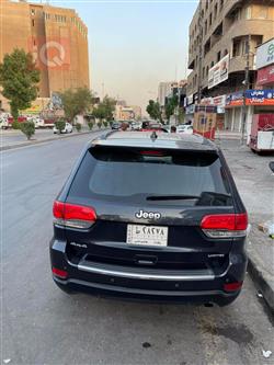 جیپ گراند شیرۆکی